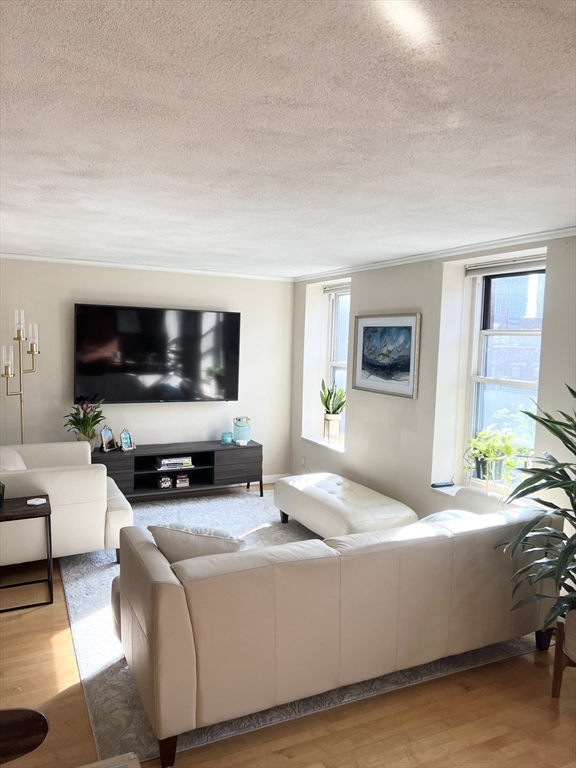 113 Fulton St # 5