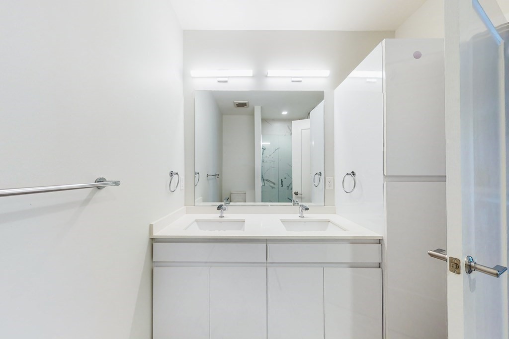 45 W 3rd # 309