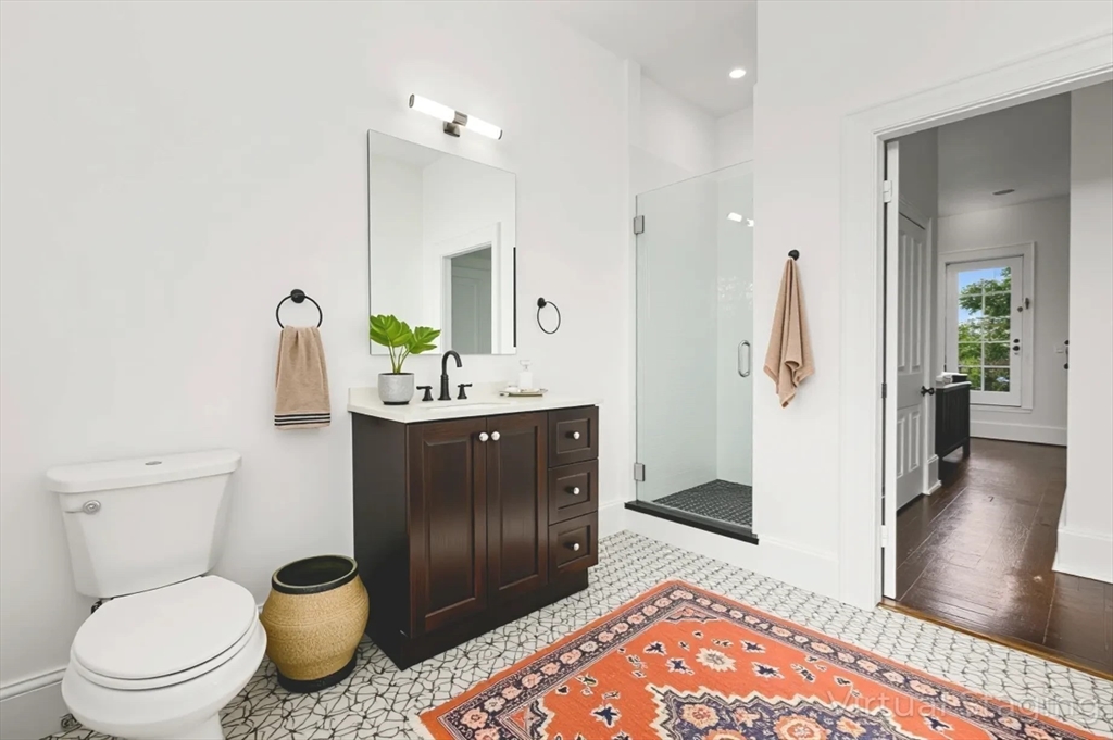 120 F St # 2