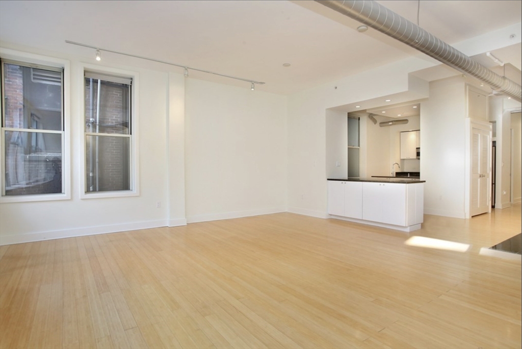 43 Winter St # 3