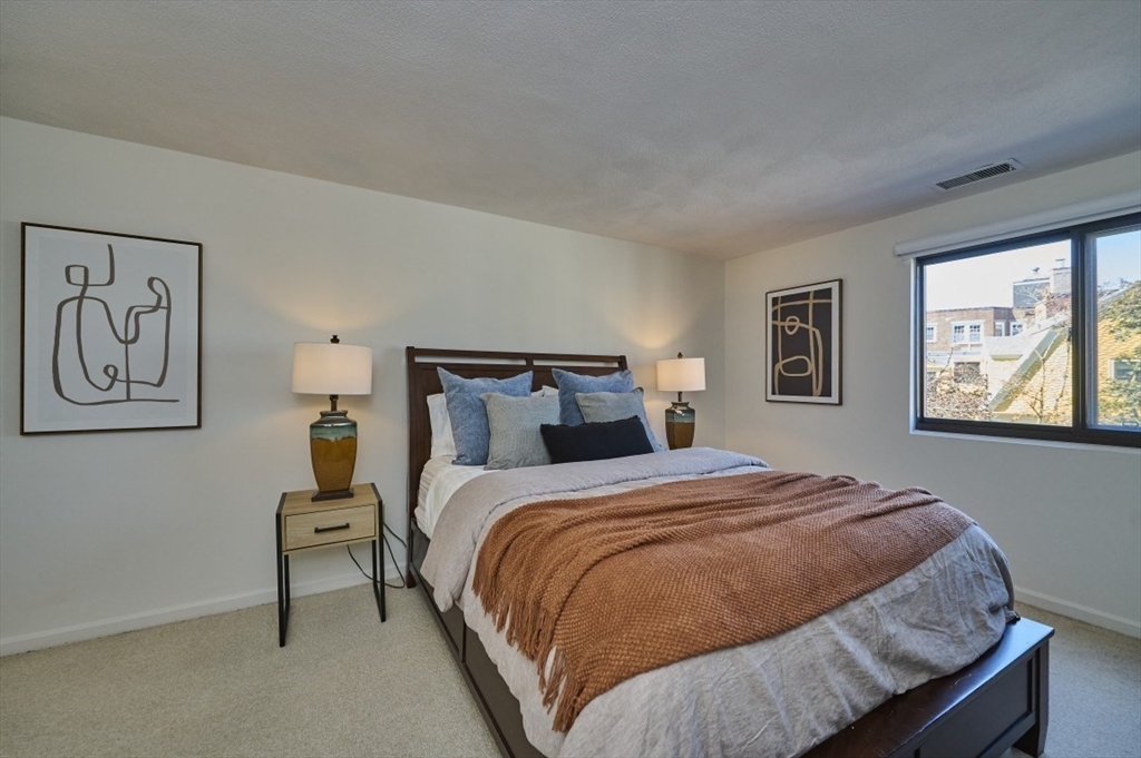 1600 Massachusetts Ave # 404