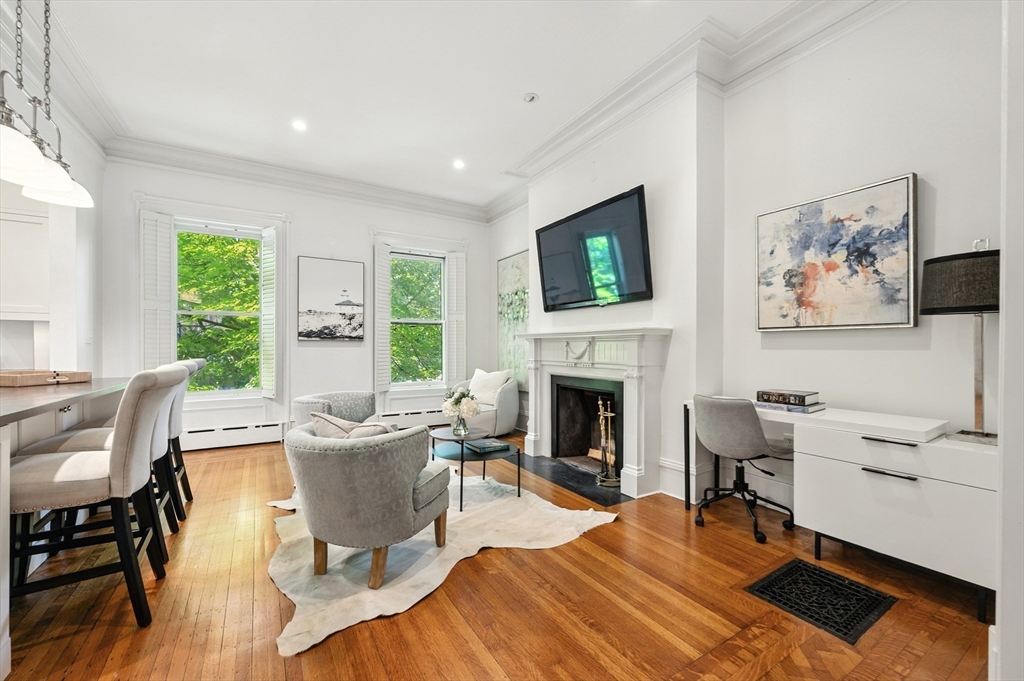 375 Marlborough Street # 1, Boston Unit: 1