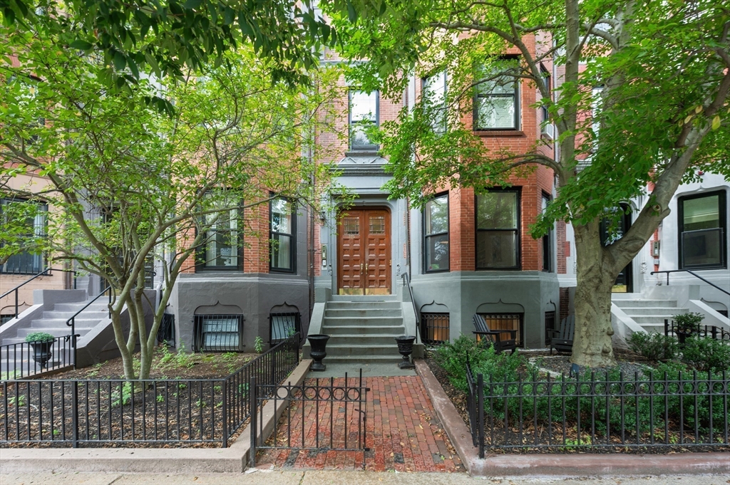 375 Marlborough Street # 1, Boston Unit: 1