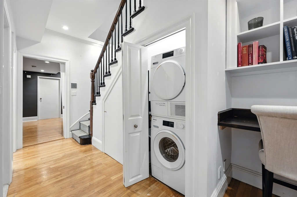 375 Marlborough Street # 1, Boston Unit: 1