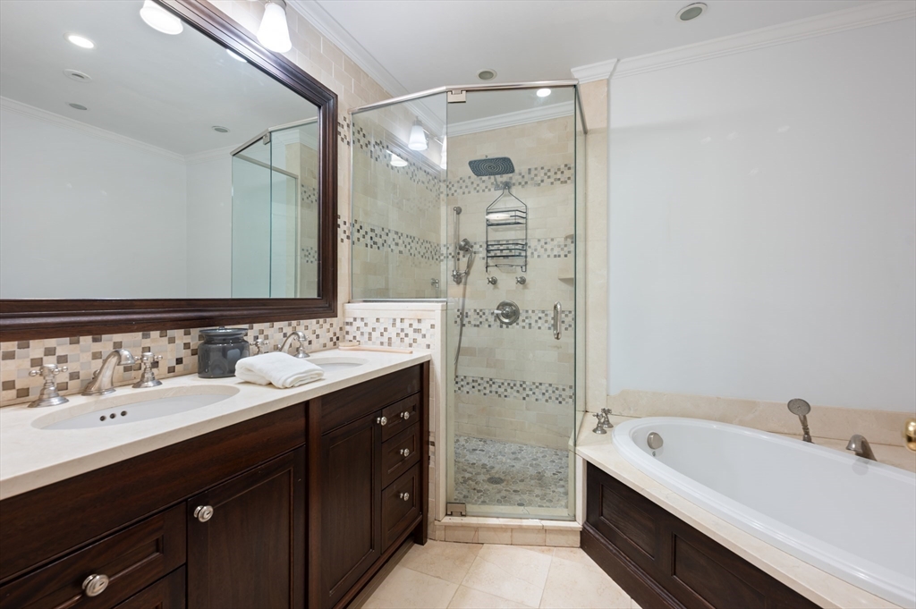 375 Marlborough Street # 1, Boston Unit: 1