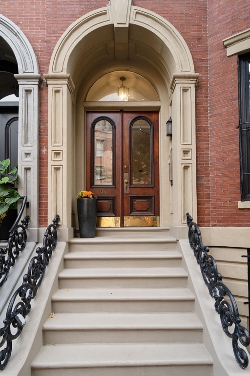 94 Waltham Street # 3