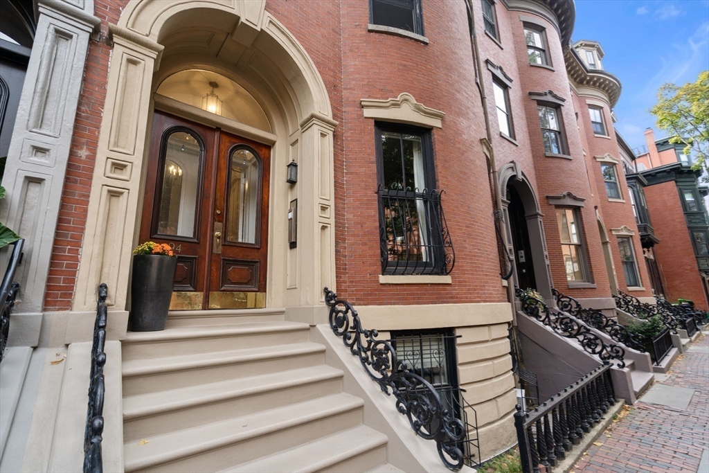 94 Waltham Street # 3
