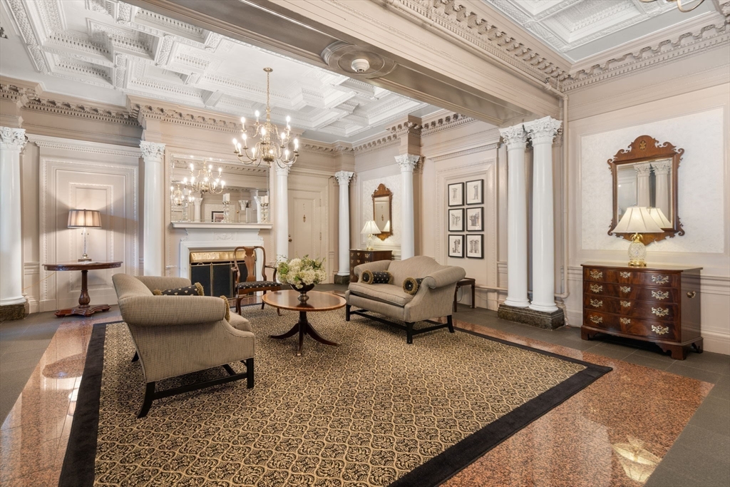 333 Commonwealth Avenue # 3