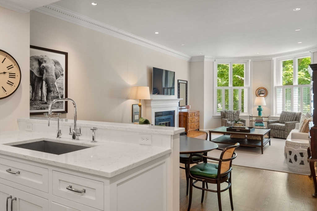 333 Commonwealth Avenue # 3