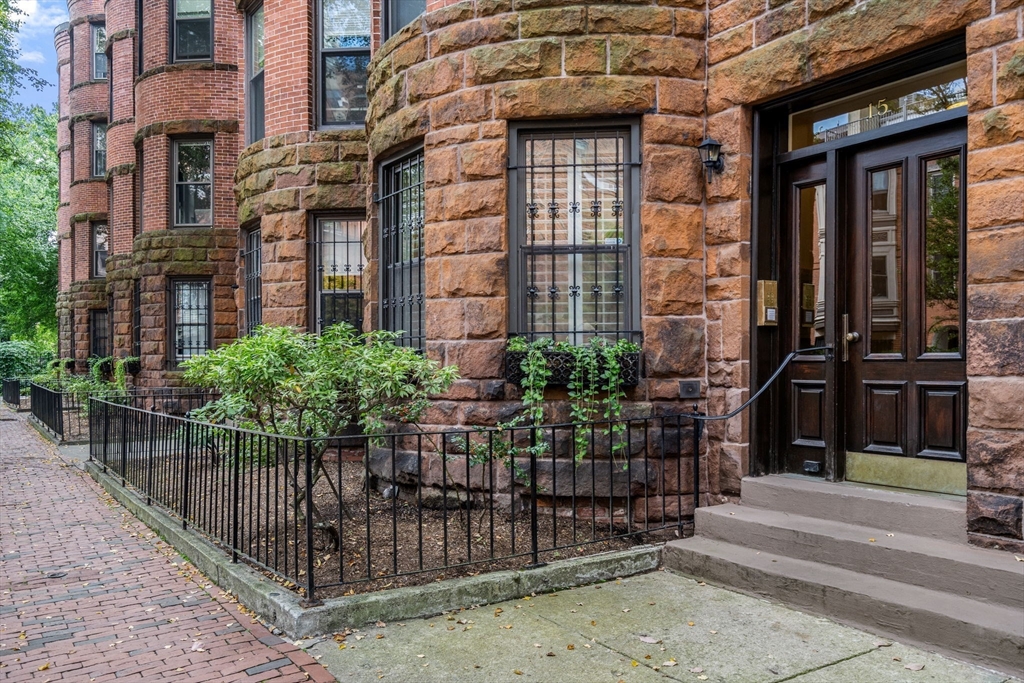 15 Follen Street # 1