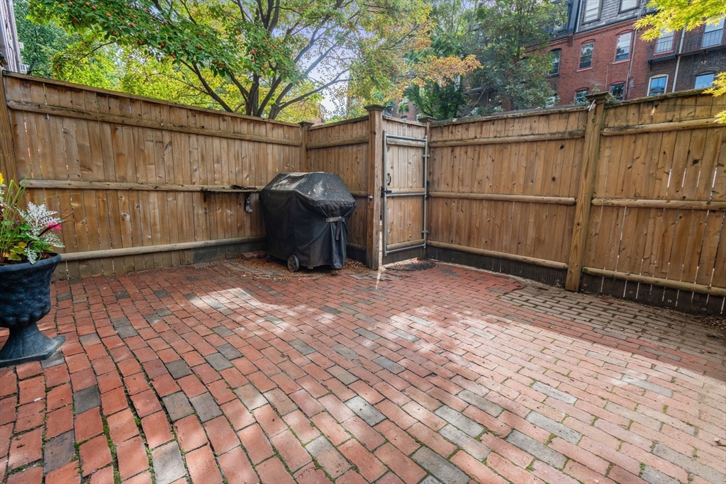 15 Follen Street # 1