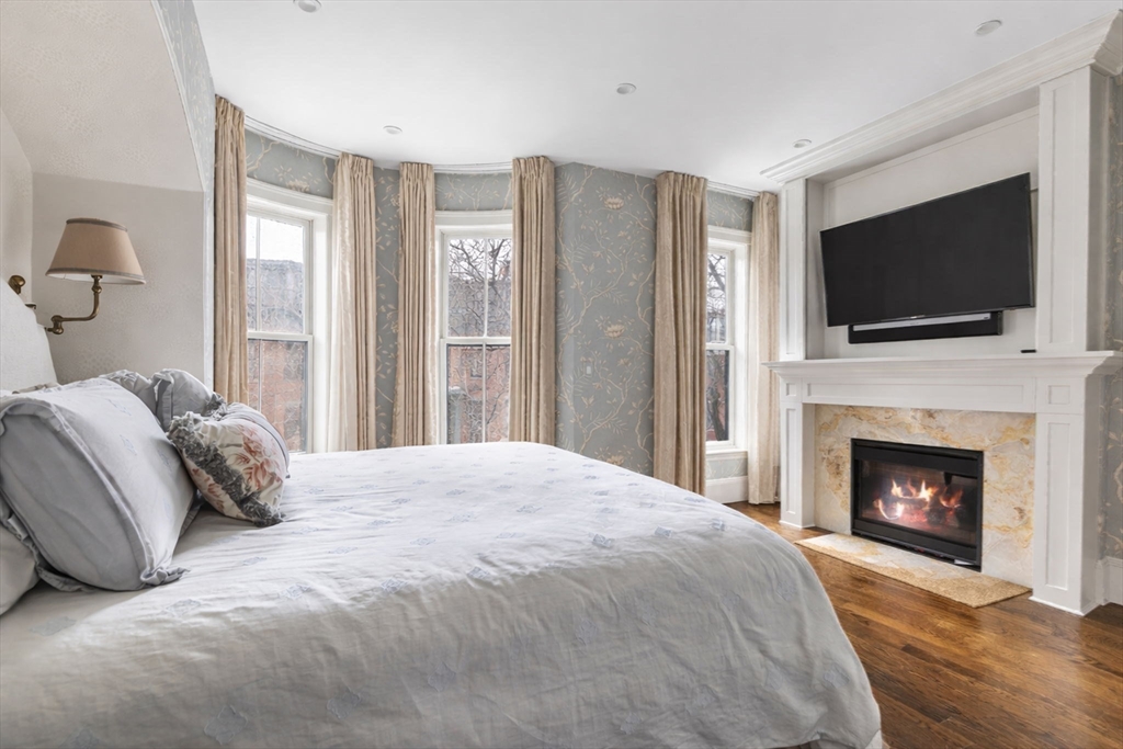 109 Appleton St