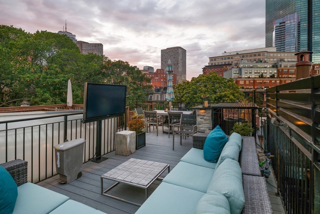 109 Appleton St