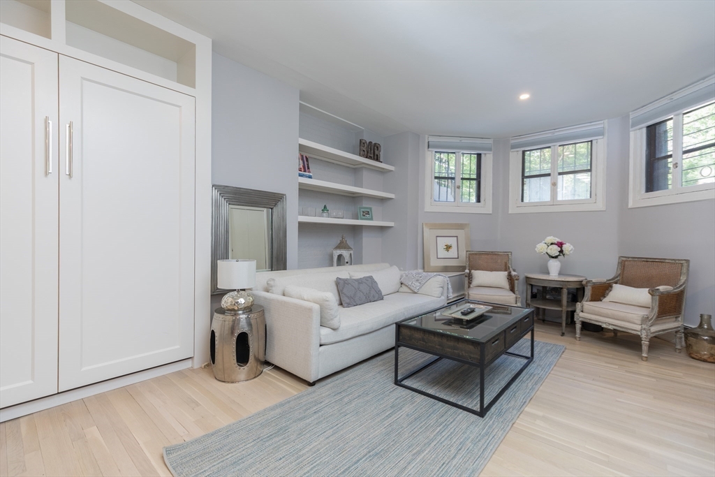 226 Commonwealth Ave. # 1