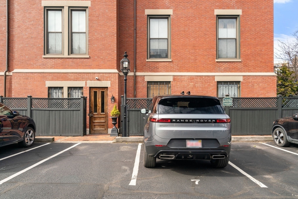 150 Appleton Street # 3E