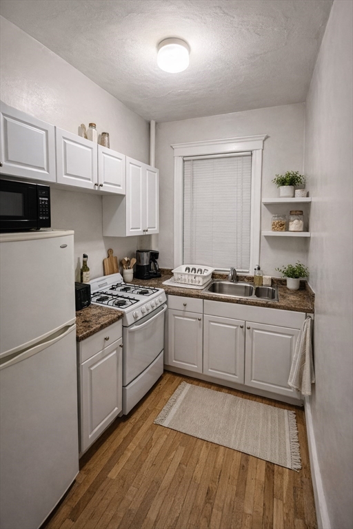 1576 Commonwealth Ave # 3