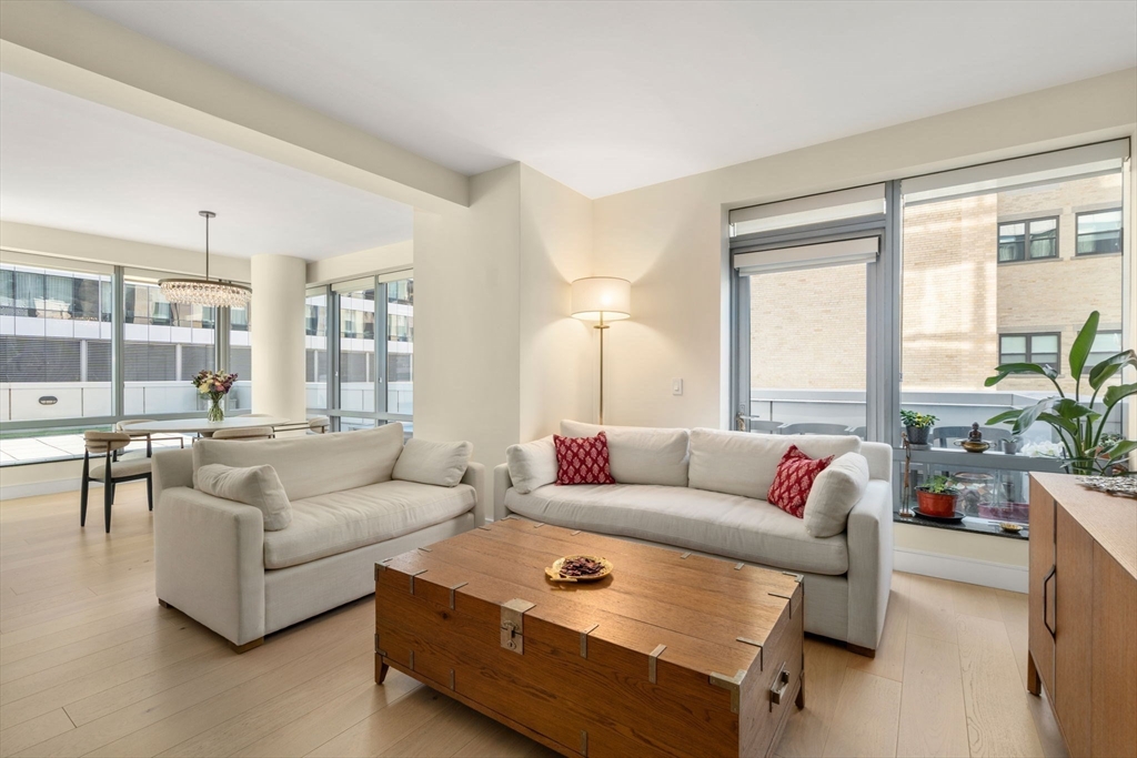 1 Avery Street # 10B