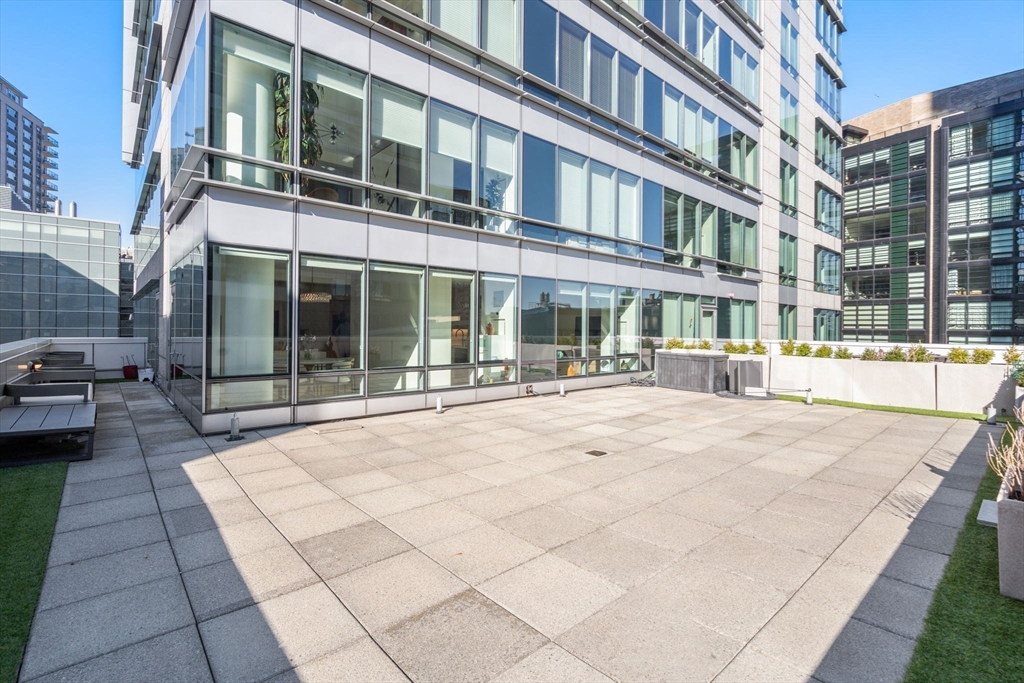 1 Avery Street # 10B