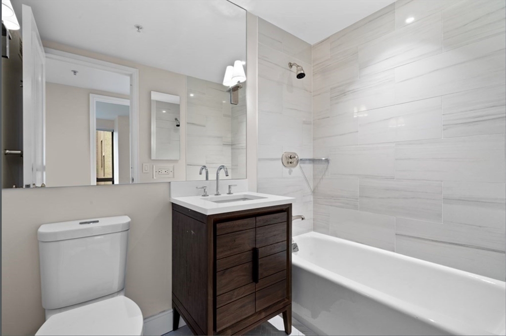 1 Avery Street # 10B