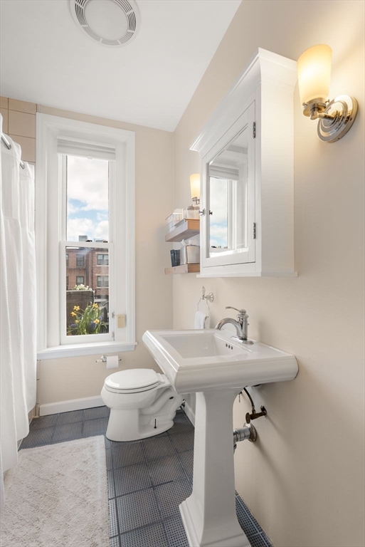 177 W Brookline St # 3