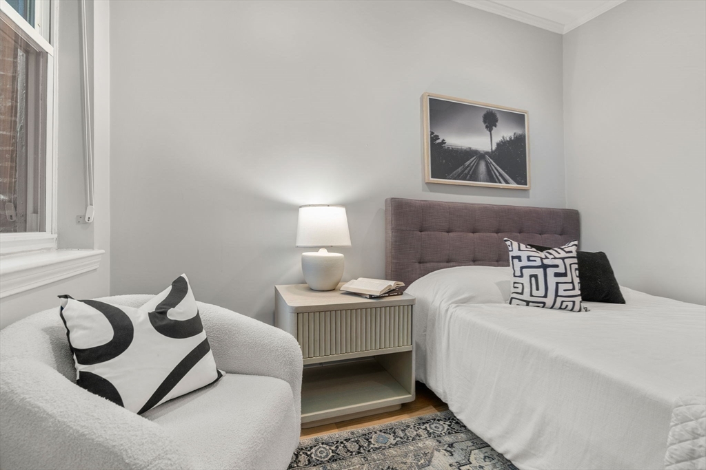 17 Follen Street # 1