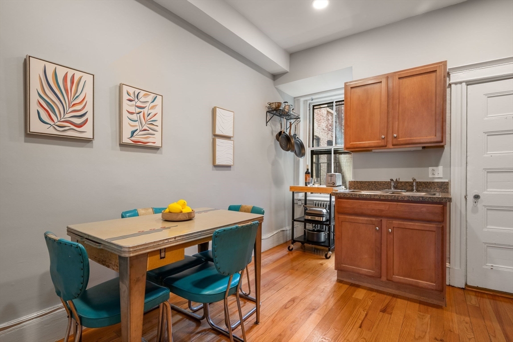 76 Phillips Street # 3