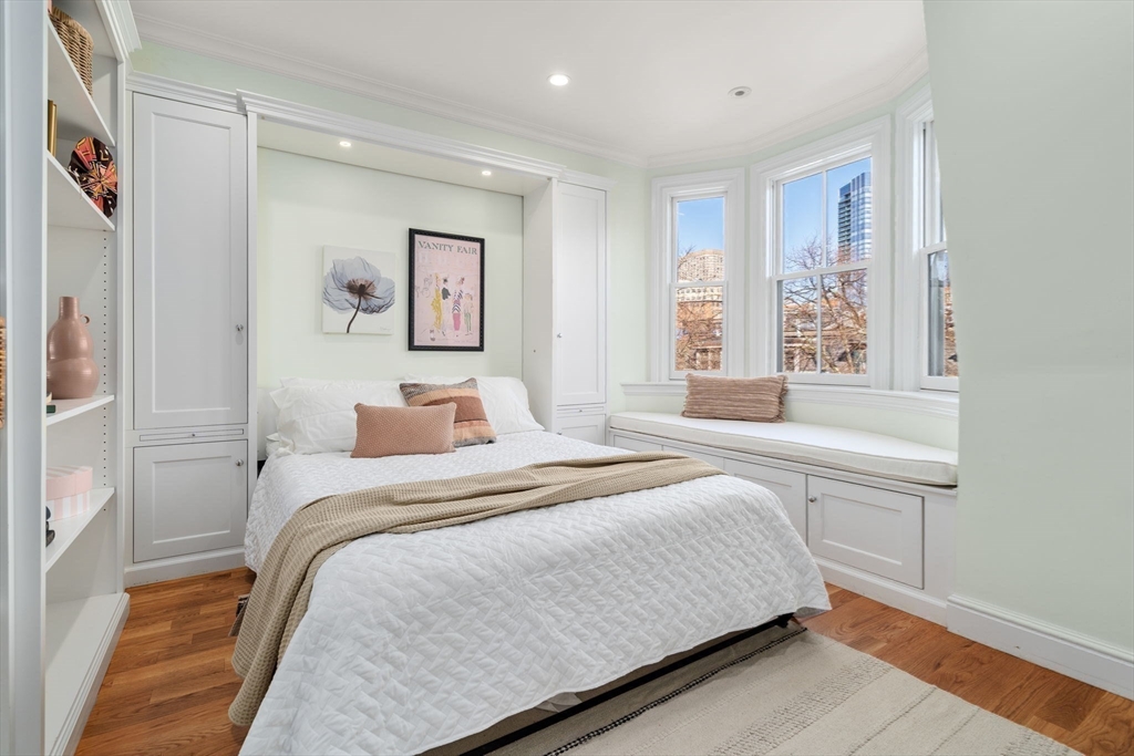 22 Appleton Street # 2