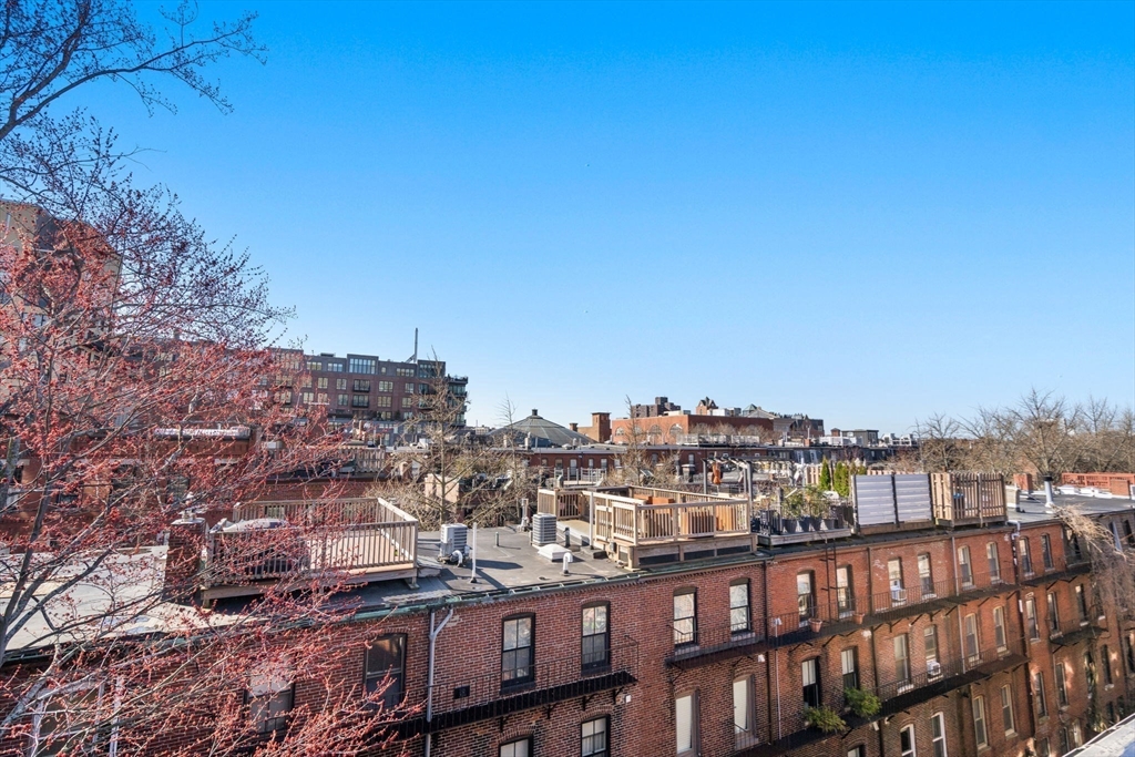 22 Appleton Street # 2