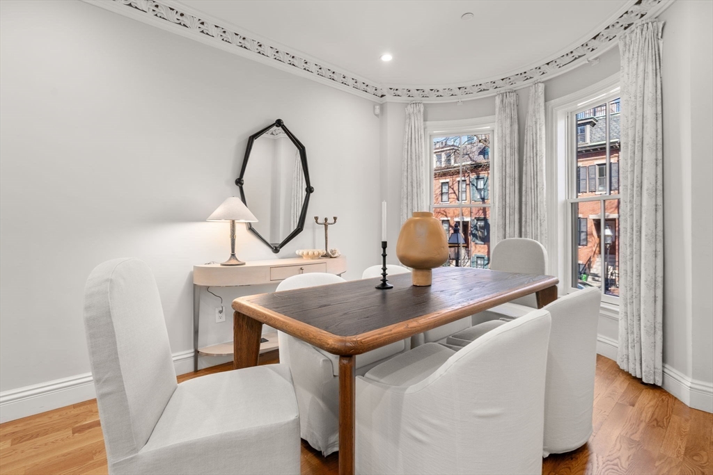 22 Appleton Street # 2