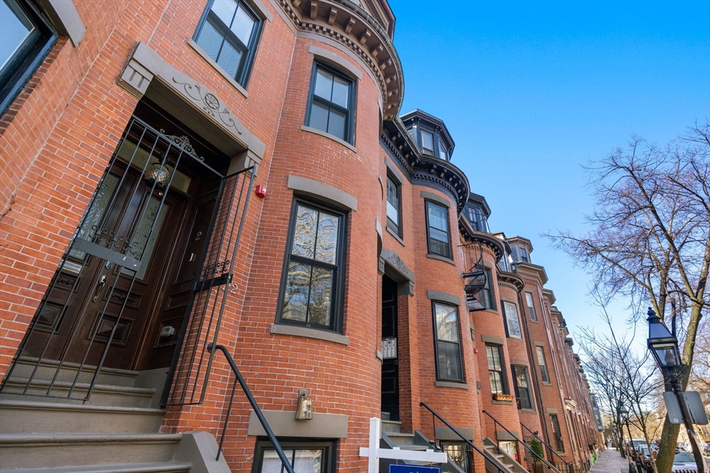 22 Appleton Street # 2