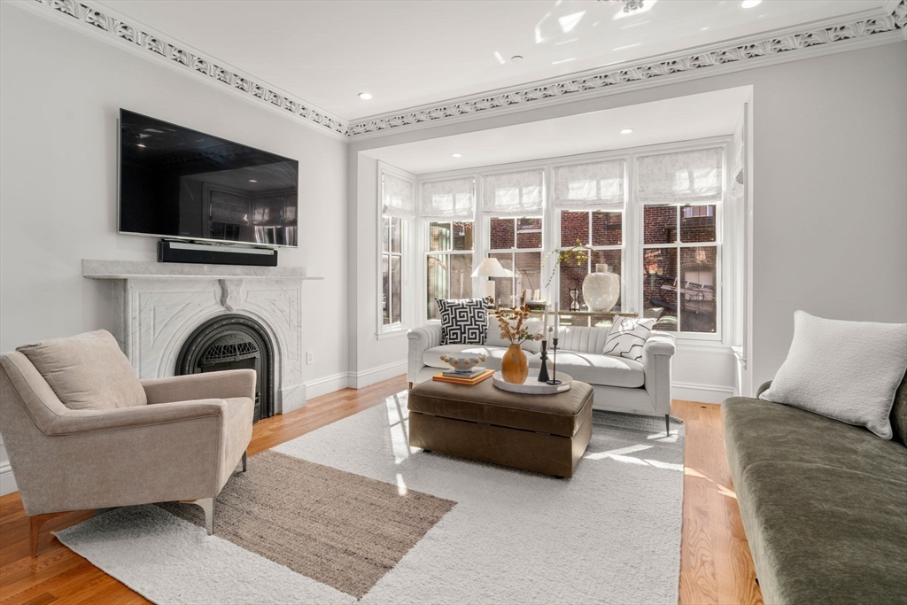 22 Appleton Street # 2