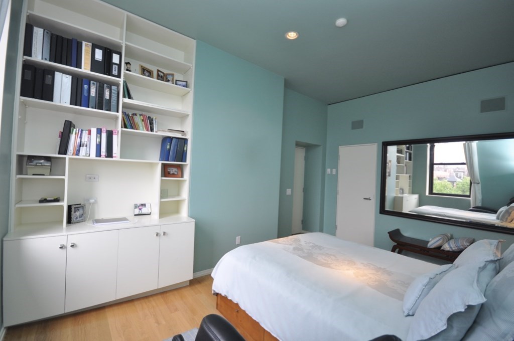 160 Commonwealth Ave # 513