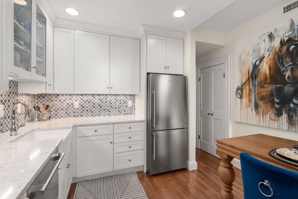 58 Temple Street # 3