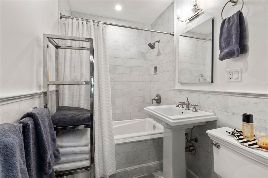 58 Temple Street # 3