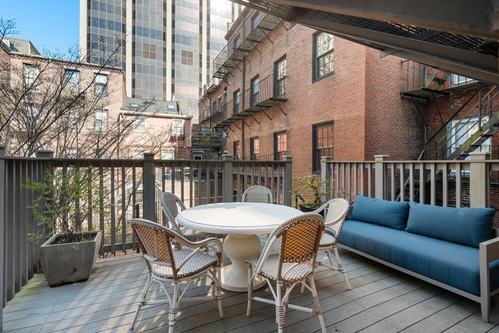 58 Temple Street # 3