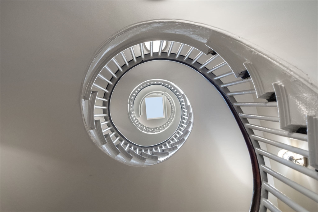 58 Temple Street # 3