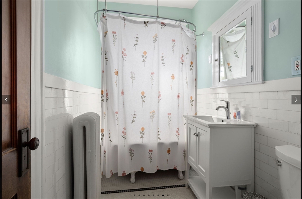 282 Newbury Street # 17