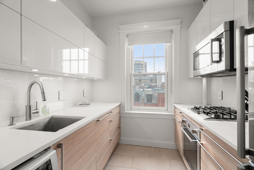 282 Newbury Street # 17