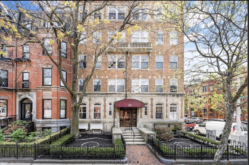 282 Newbury Street # 17