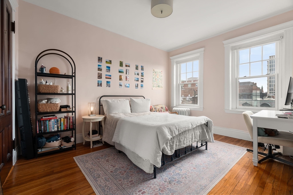 282 Newbury Street # 17