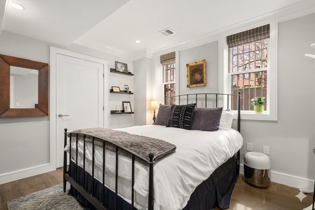 11 Exeter Street # 2