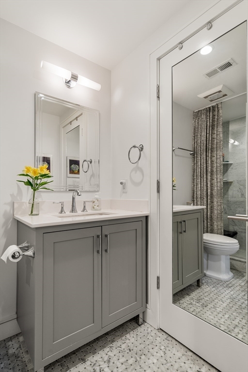 11 Exeter Street # 2