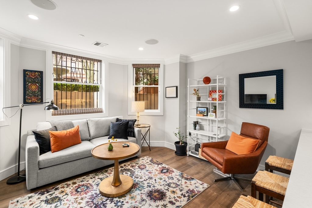 11 Exeter Street # 2