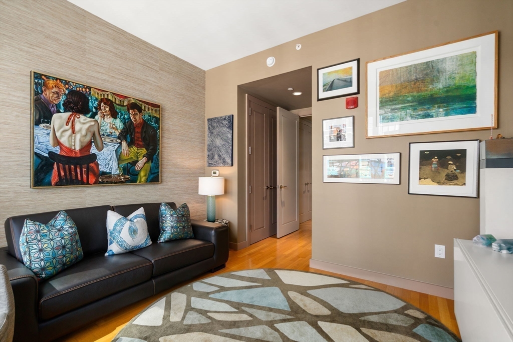 400 Stuart Street # 16E