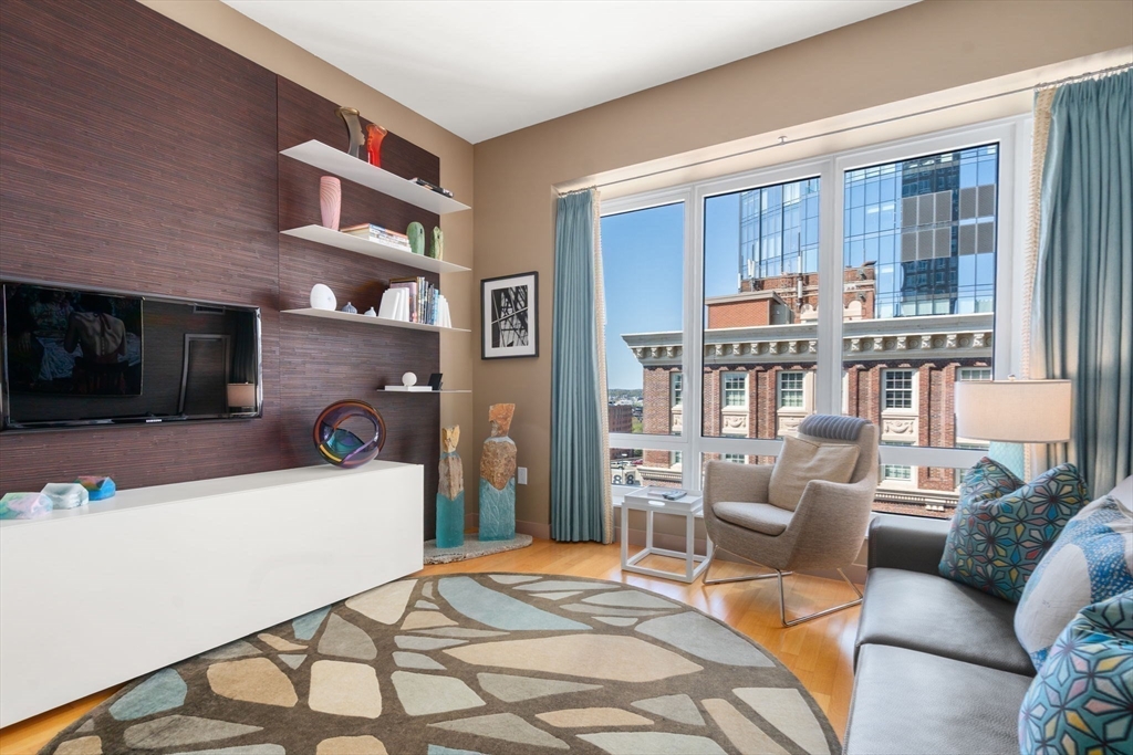 400 Stuart Street # 16E