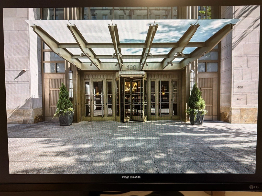 400 Stuart Street # 16E