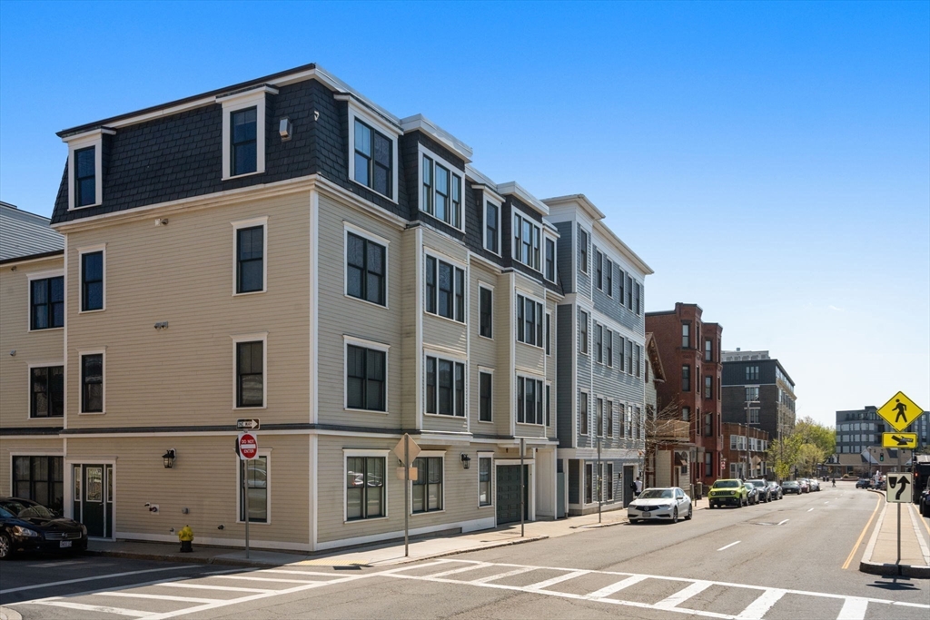 366 Dorchester Street # 4