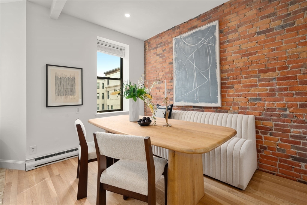 9 Albemarle Street # 3
