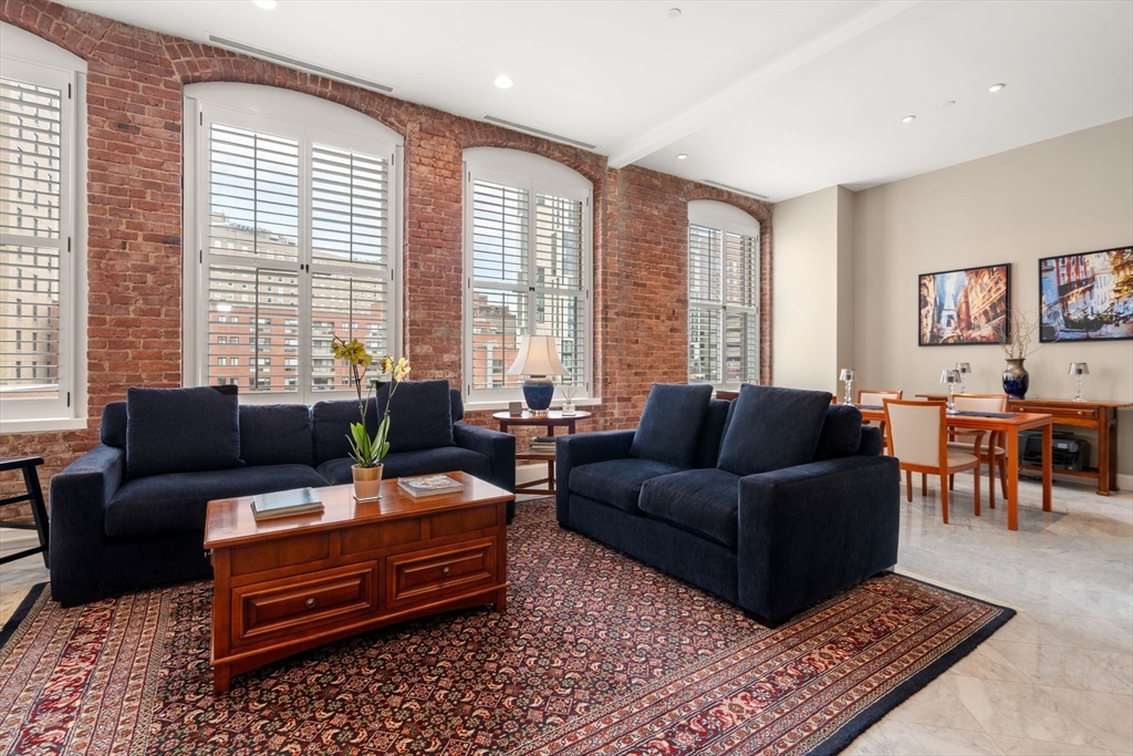 6 Edgerly Place Unit: 402/403