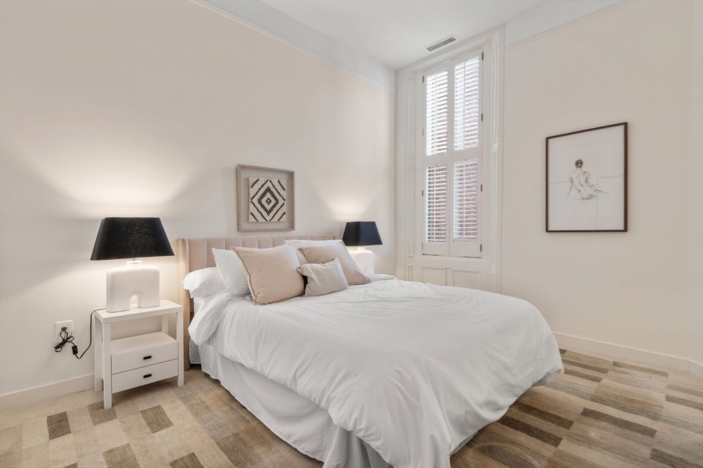 183 Commonwealth Avenue Unit: 3A/3B